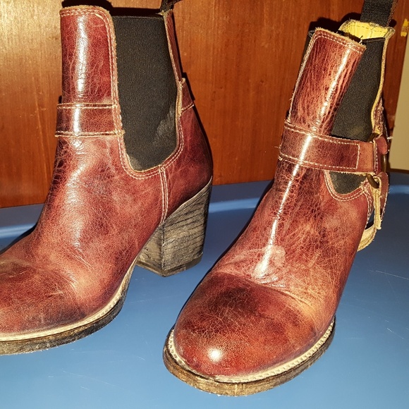 *NOT FOR SALE* Bed Stu Liberate Women’s 7 Distressed Boot Dark Scarlet - Picture 3 of 3